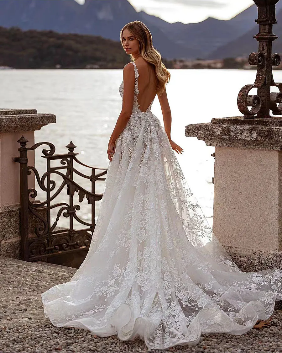 white strappy lace contrast bodycon dress Women's Grace Over Grind Sweetheart Lace Bodycon Midi Dress in White main image 1