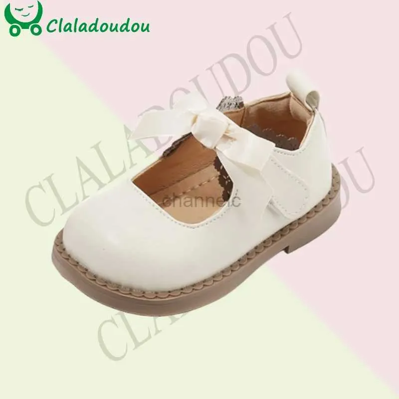 First Walkers Claladoudou Baby Walking Shoes for 2024 Spiring Solid British Style Simple Kids Leather Shoes With Lace Bow 240315