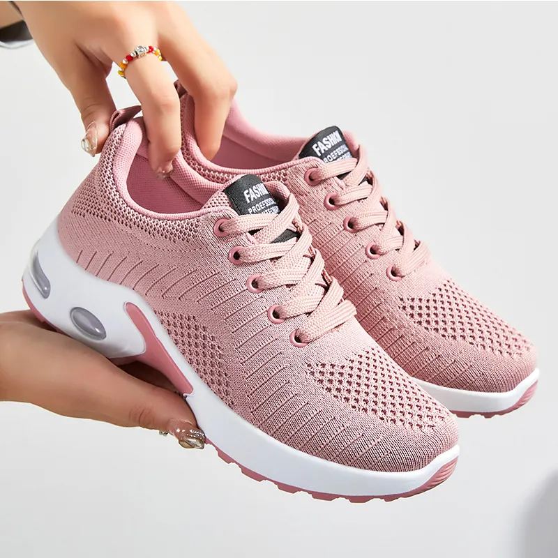 Chaussures pour femmes rouges baskets en maille pour femmes chaussures de marche à plate-forme respirante chaussures de Tennis légères chaussures d'entraînement athlétique pour dames