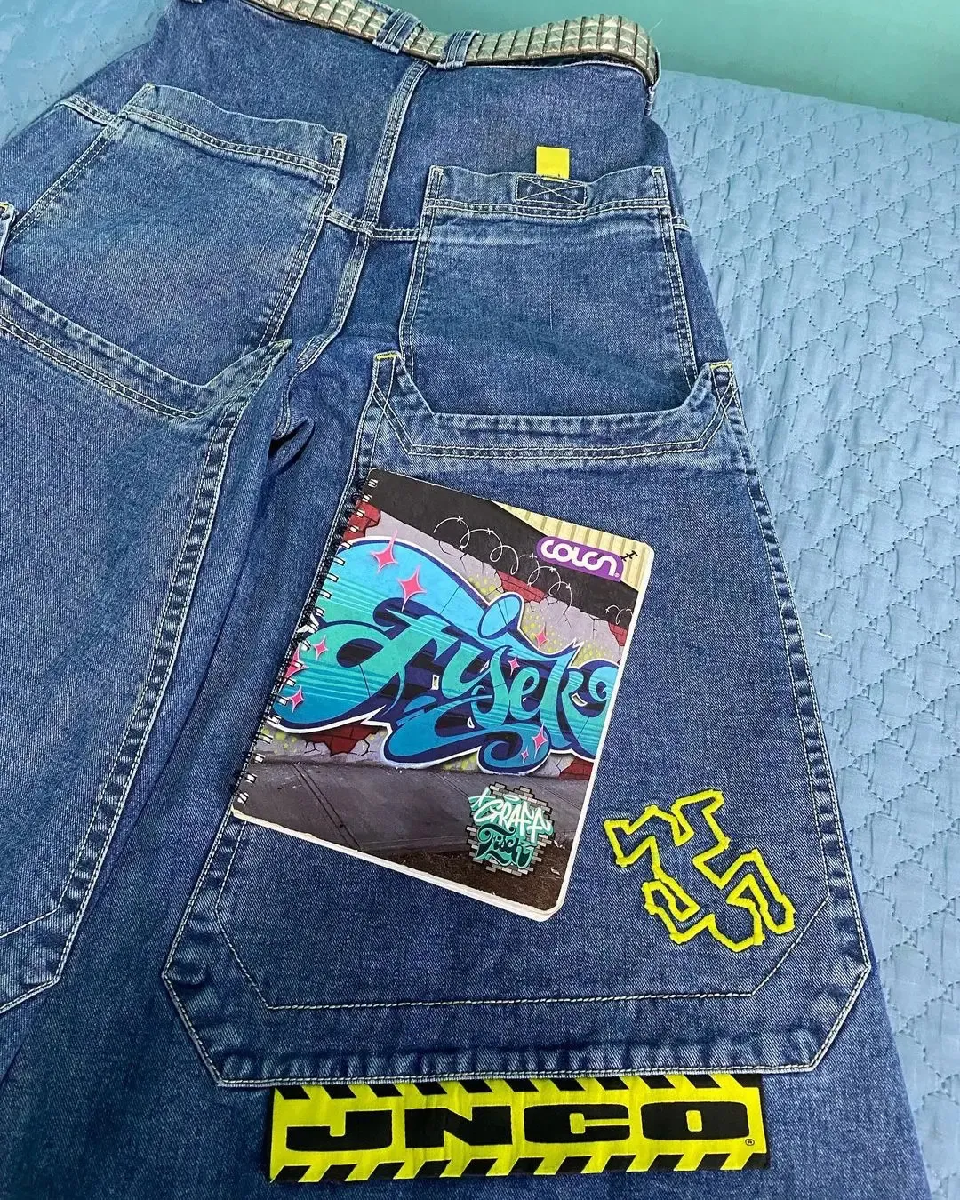 Y2KハイウエストデニムJNCOパターンレトロエクストラ大きなポケットバギージーンズゴシックワイドレッグパンツスケートボードゴシックパンツ240313