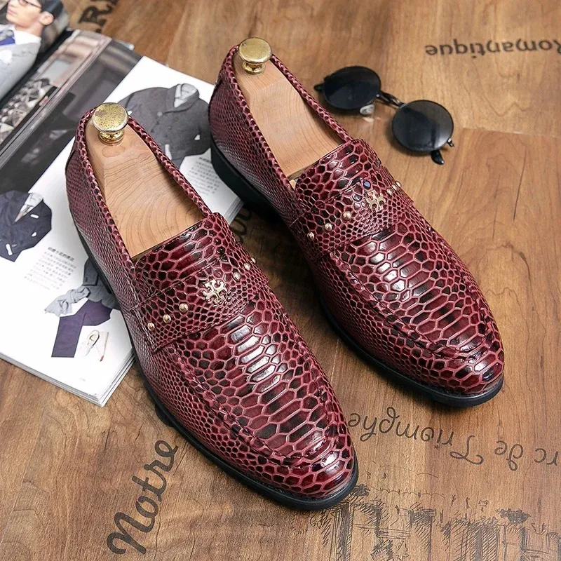 Scale Pattern Men's Black Formal Leather Shoes Business Low-Top Men's Shoes off Banquet Embossed Loafers Men's Shoes