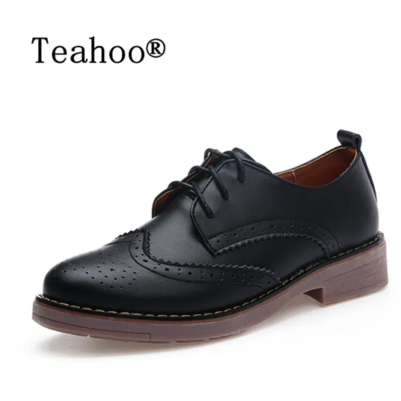 Boots Woman Brogue Shoes Woman Platform Oxford Shoes Flats British Style Vintage Cutouts Flat Casual Women Shoes Oxford Shoes Retro