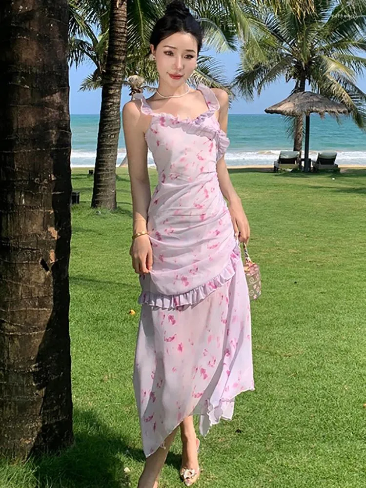 Robes décontractées Été Rose Mousseline de soie Imprimer Chic Volants Sling Robe longue Femmes Élégant Style de plage 2024 Mode coréenne Moulante