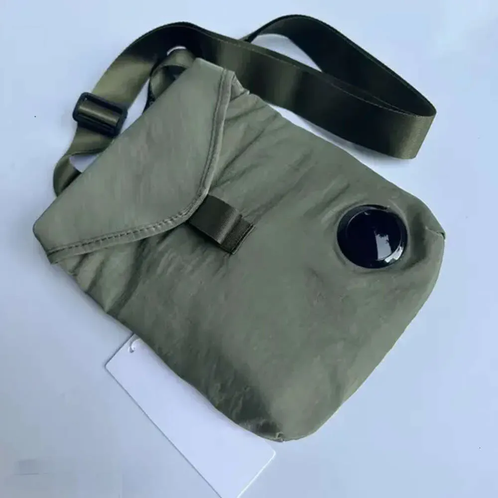 2024 sacs de mode hommes CP épaule bandoulière petite lentille unique Sports de plein air sacoche en Nylon Cp Comapny sac de créateur 137