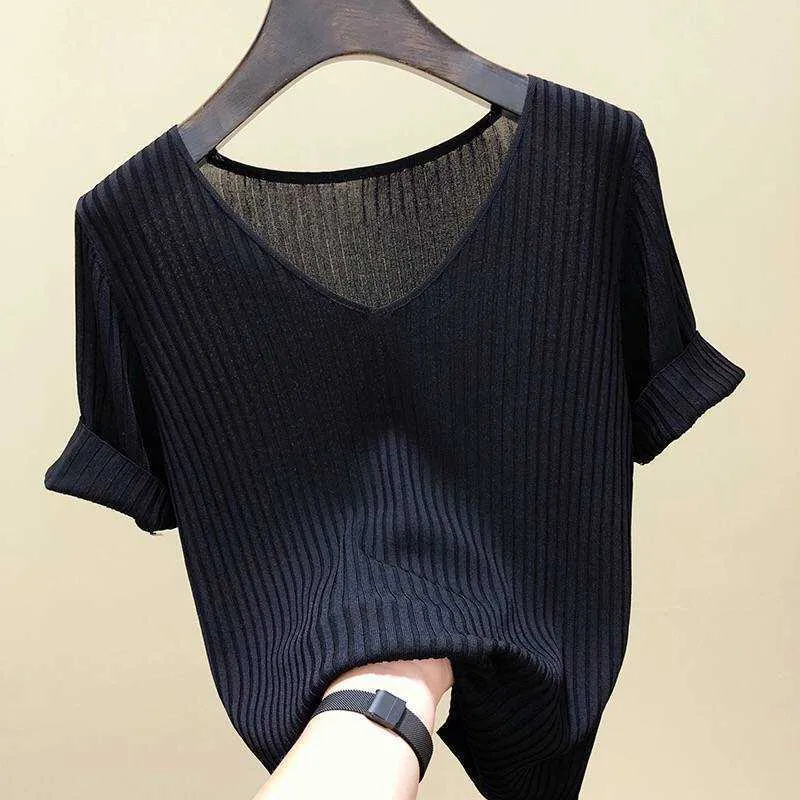 2023 Ny Ice Silk Stickwear Loose V-Neck Backed Black T-shirt Kort ärmkvinnor Solid Color Instagram Trendy Spring and Autumn Seasons tunna