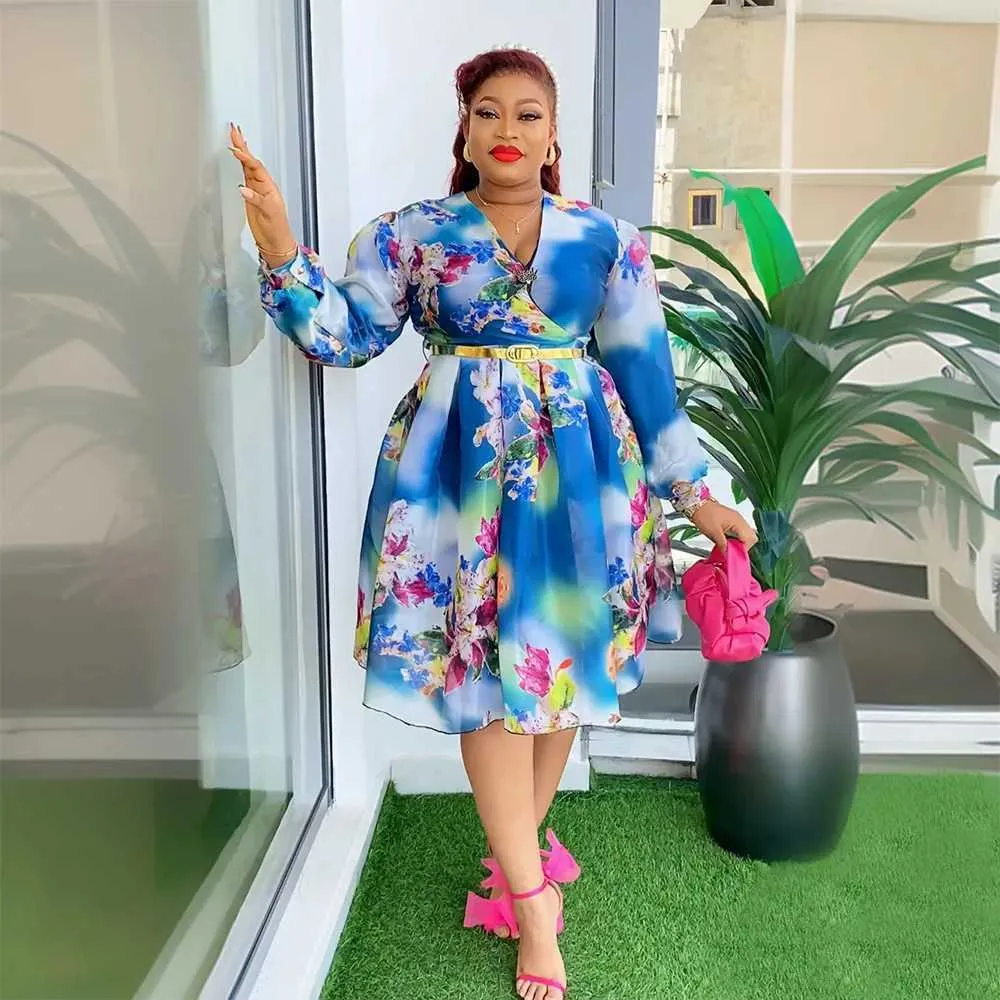 Plus Size African Printed Dress: Casual Summer V Neck With