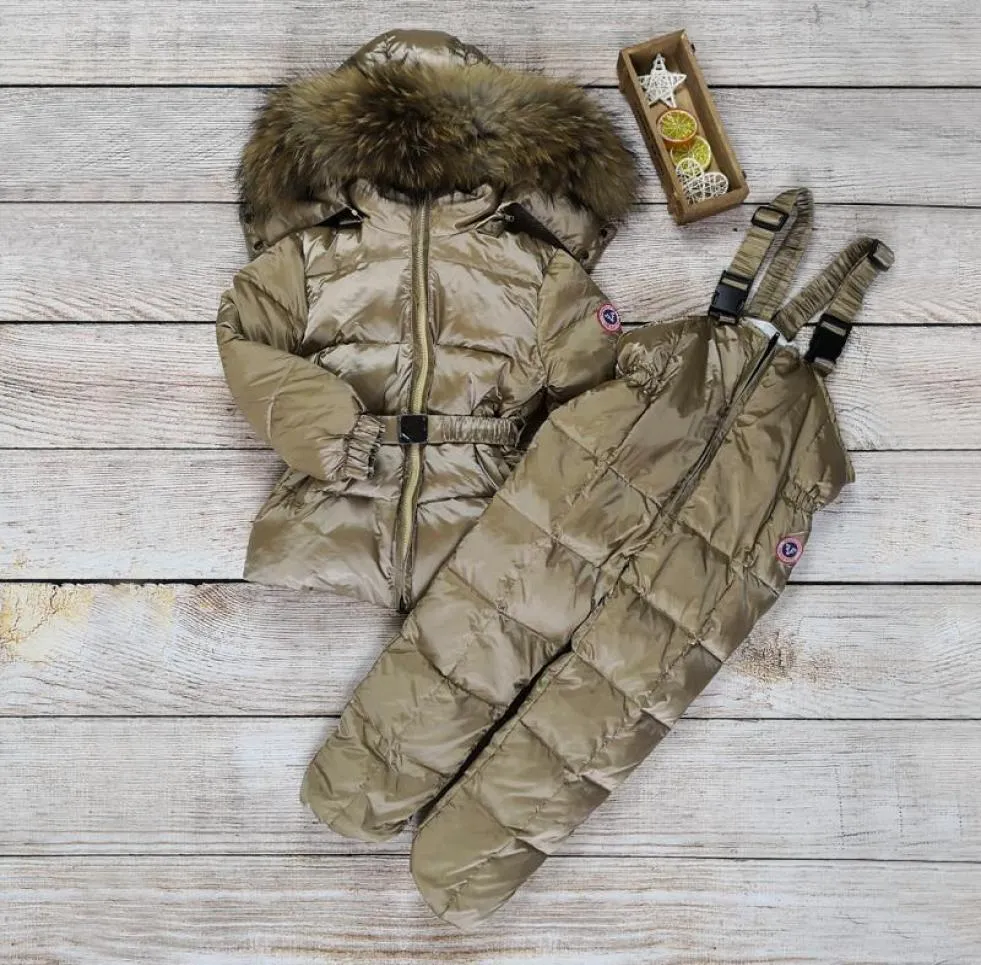 Kläder sätter barn039s vinter baby flicka kläder pojkar ner jacka småbarn parka varma snöar barn stora naturliga päls outwear 9313876