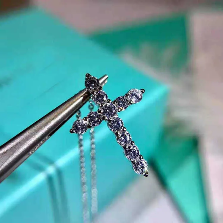 Collier de diamants micro incrustés de styliste, nouveau collier croisé tiffay and co pour femme, chaîne de clavicule d'été, bijoux de diffusion en direct