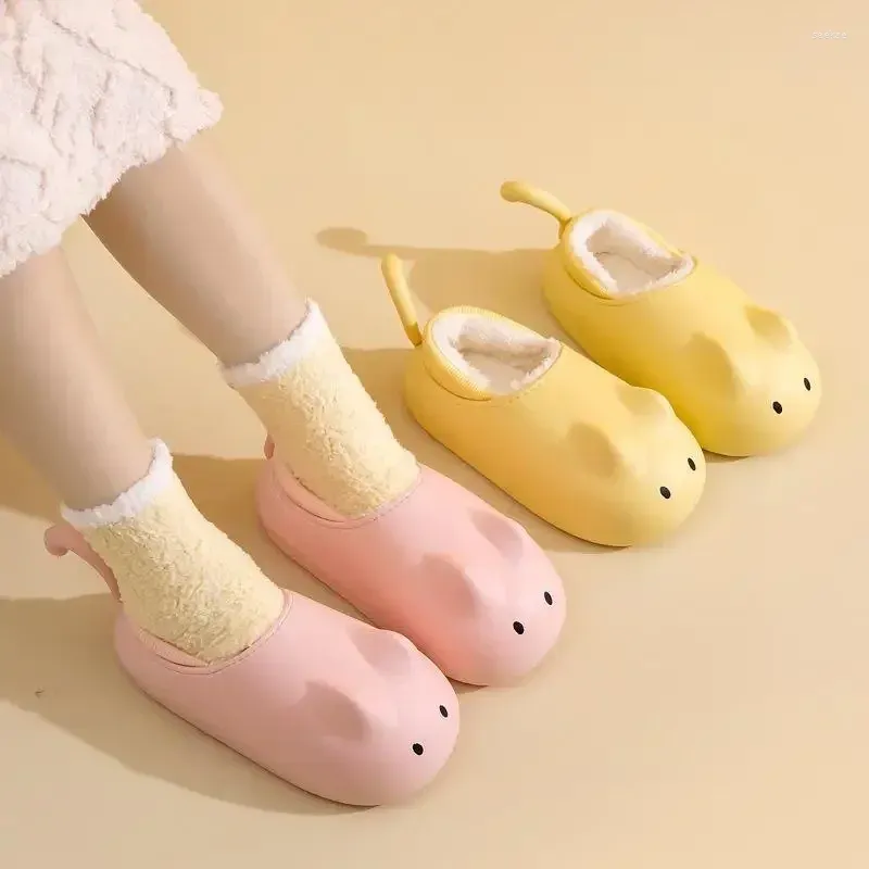 Pantoufles en coton imperméables et chaudes pour femmes, chaussures mignonnes en peluche, pour l'intérieur de la maison, antidérapantes, toboggans amusants, 2024