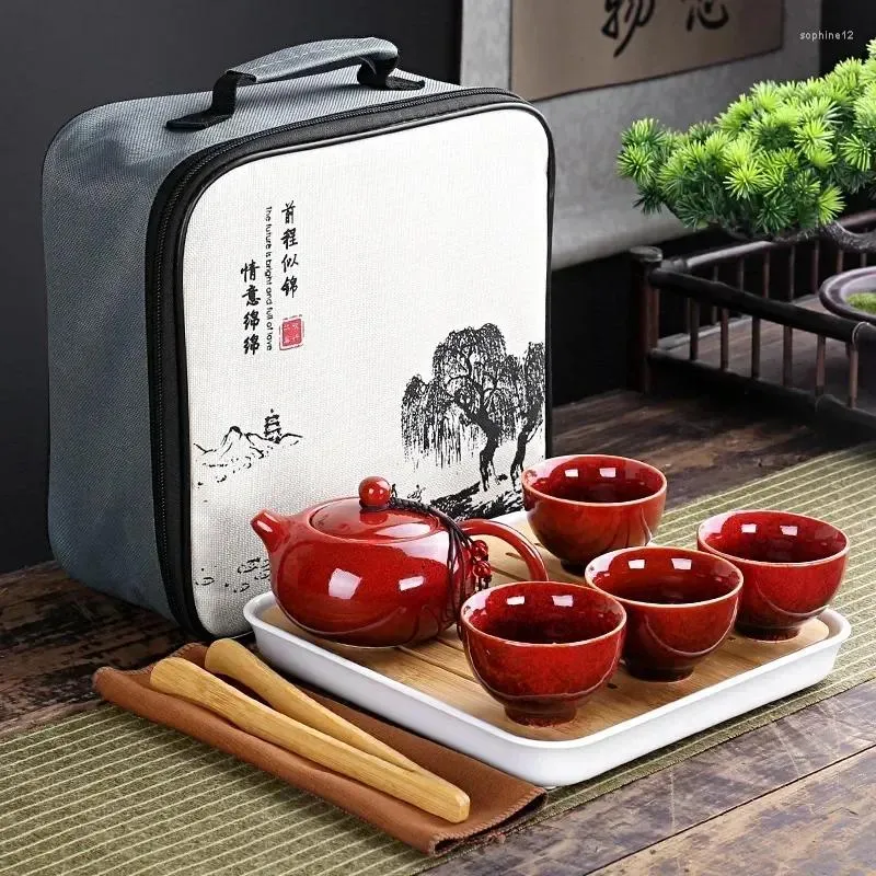 Set di stoviglie da tè 4 set da viaggio per tè cinese Gaiwan portatile in ceramica, set di pentole con tazze in porcellana Fu Kung da viaggio