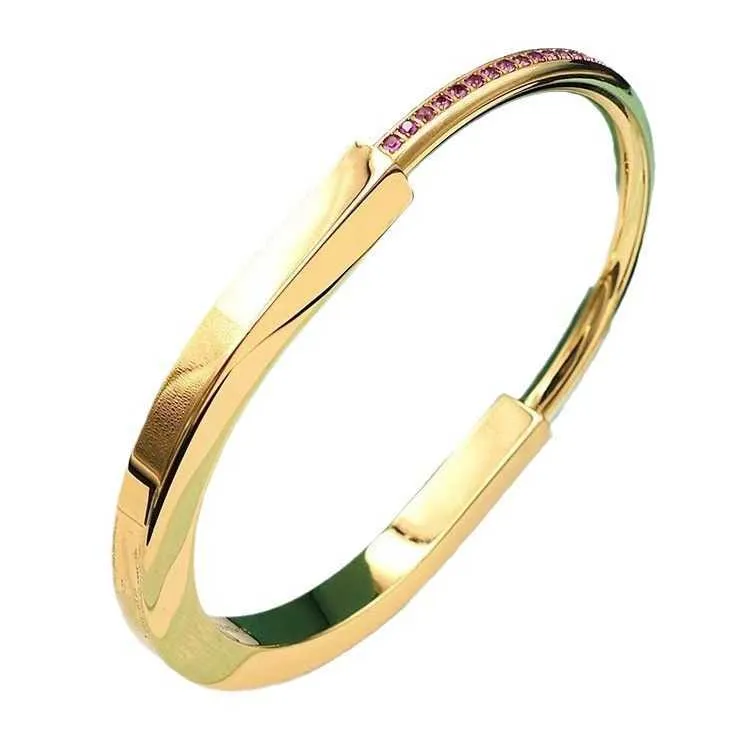 Original brand TFF Lock Bracelet Half Diamond Pink Split Color Plating True Gold Thick Classic Couple Style Foldable