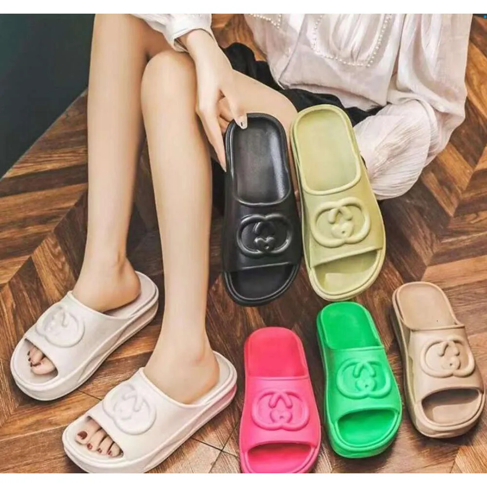 Designer Slides Casual Slides Brand Men Luxury Slides designer Shoes Slippers Summer Sandals Beach Slide Slides Flat G Grid pattern Print Avatar Flip Flops Sneakers