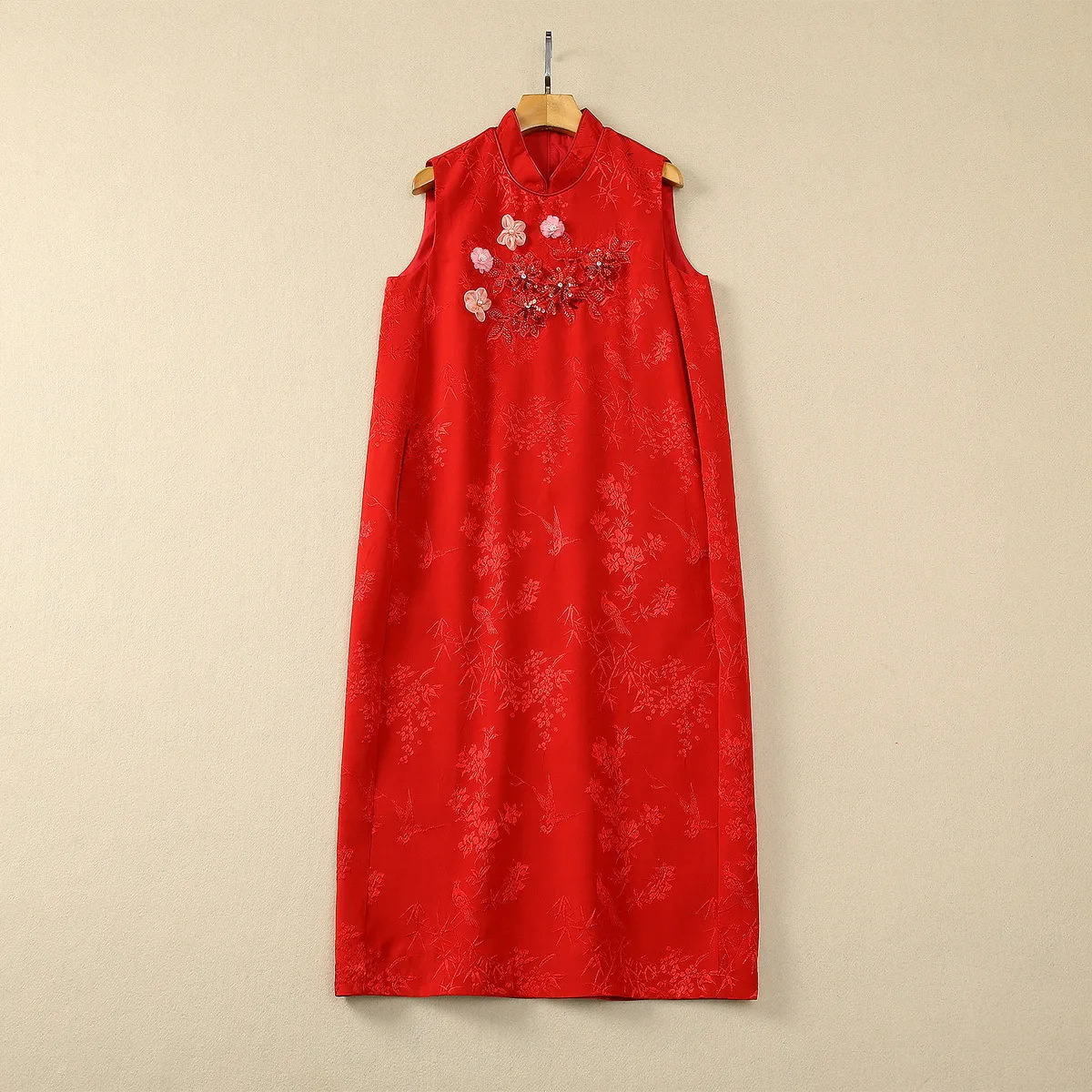 Avrupa ve Amerikan Kadın Giysileri 2024 Bahar Yeni Stand Yakası Kolsuz Boncuklu Kırmızı Jakard Moda Elbisesi XXL