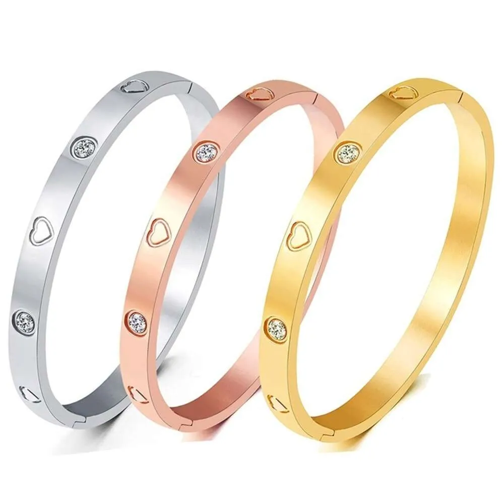 Bracciale con fibbia in acciaio inossidabile Kajia Bracciale con cuore di pesca e diamanti Bracciale in acciaio al titanio, oro rosa e oro