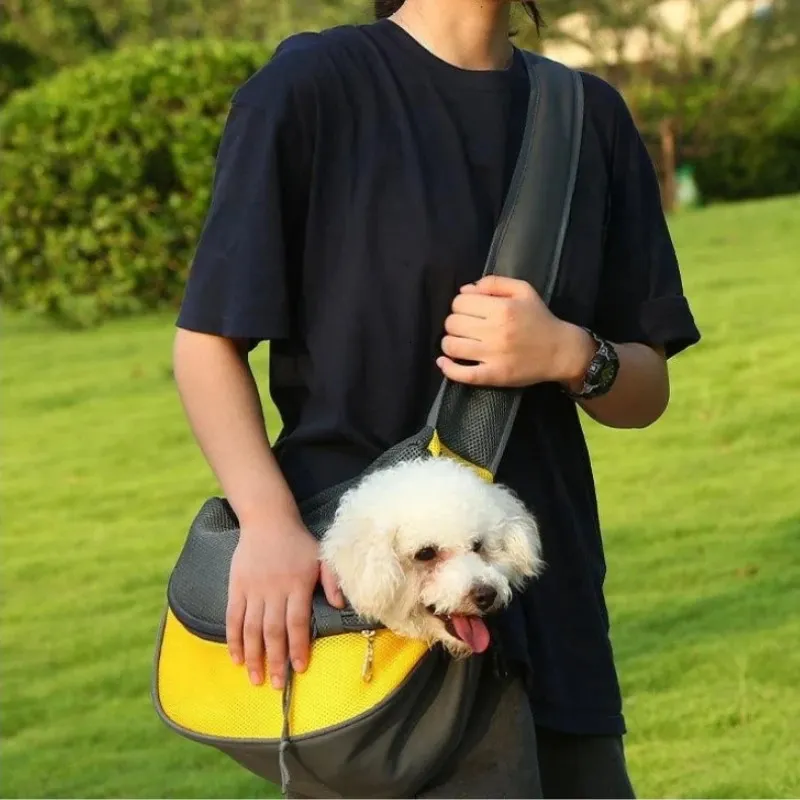 1PC Outdoor Travel Mesh Oxford Pet Puppy torebka torebka pojedyncze torby na ramię Sling Komfort Travel Tote Tote Torby 240401