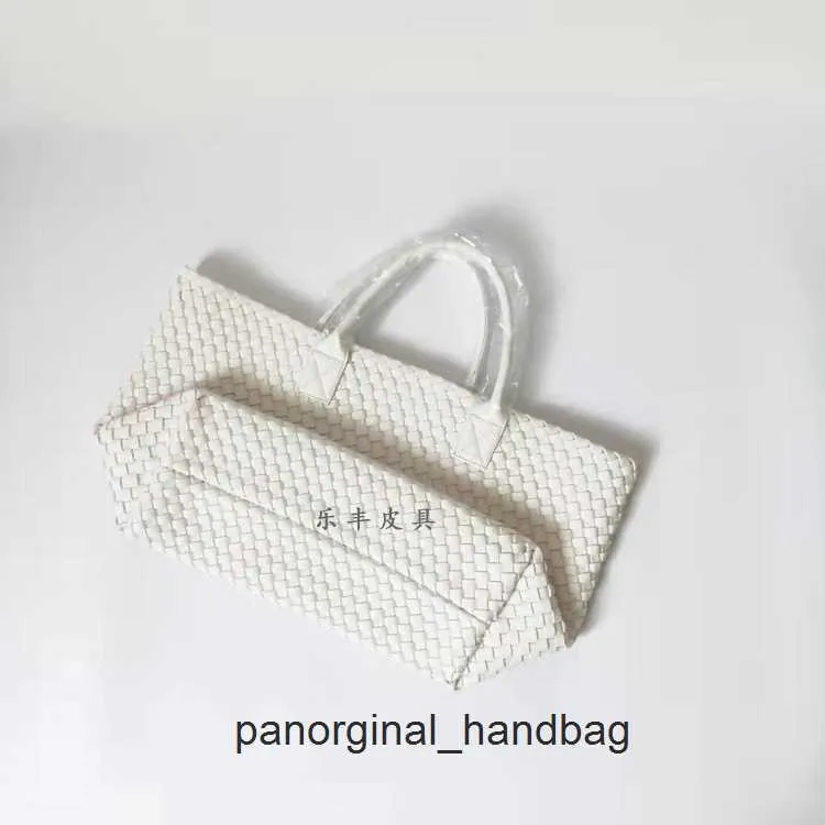 Designer Bottegs Arco Tote Venetas Bag Woven Bag stor kapacitet Handväska handgjorda mamma 3mtu