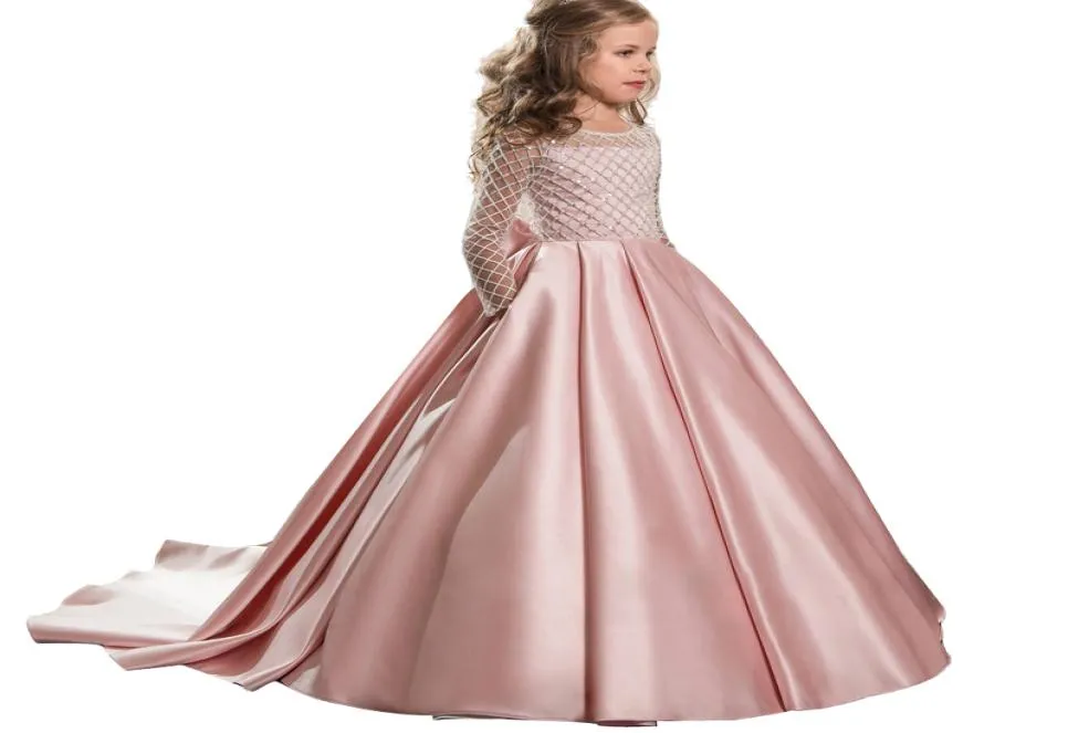 2019 Summer Bridesmaid långärmad släpande prinsessklänning Elegant satin barnklänningar för flickor barnfest och bröllopsklänning J3614133