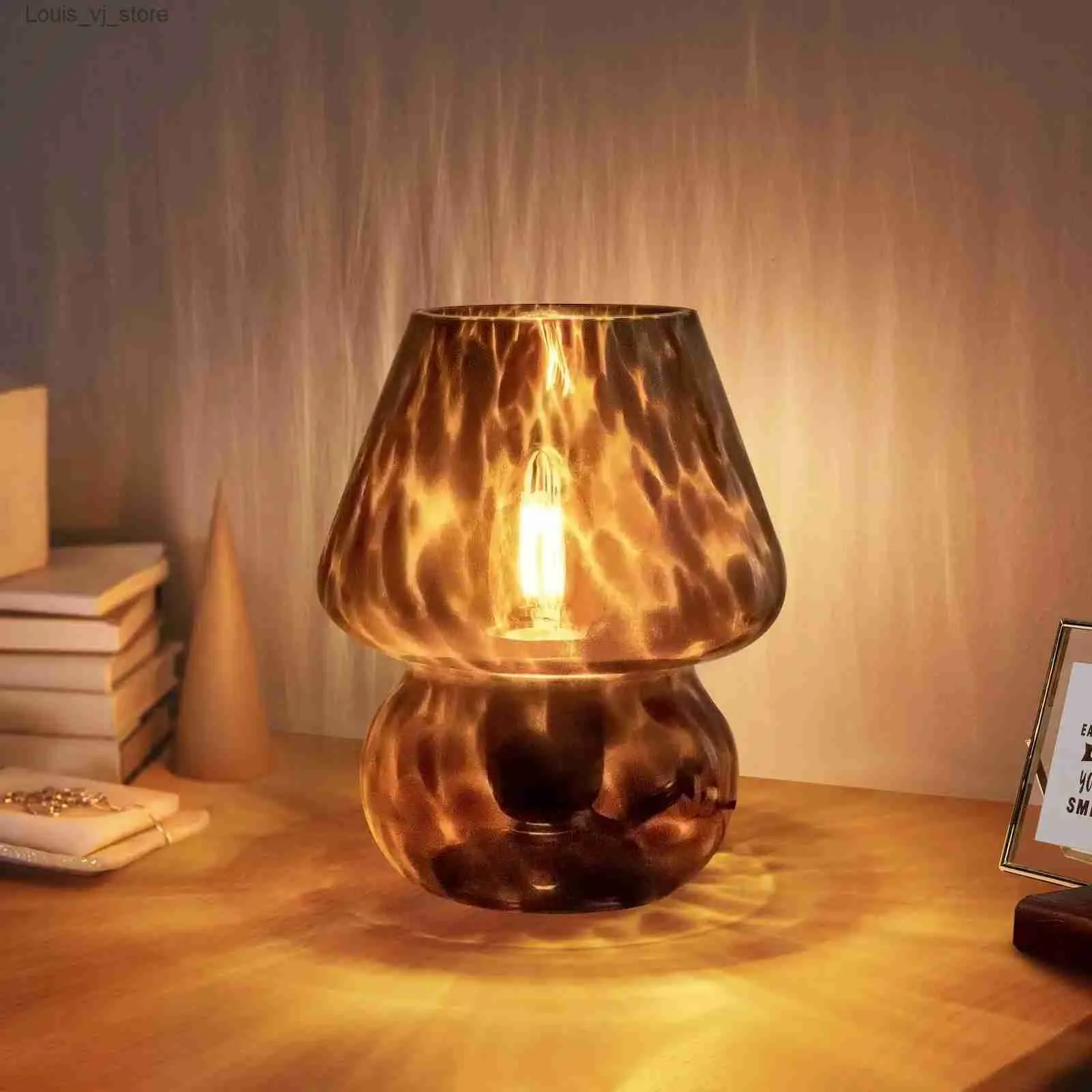 Table Lamps Nordic Mushroom Table Lamps LED Night Light For Living Decor Stained Glass Bedroom Bedside Ins Lamp Childrens Room Desk Fixture YQ240316