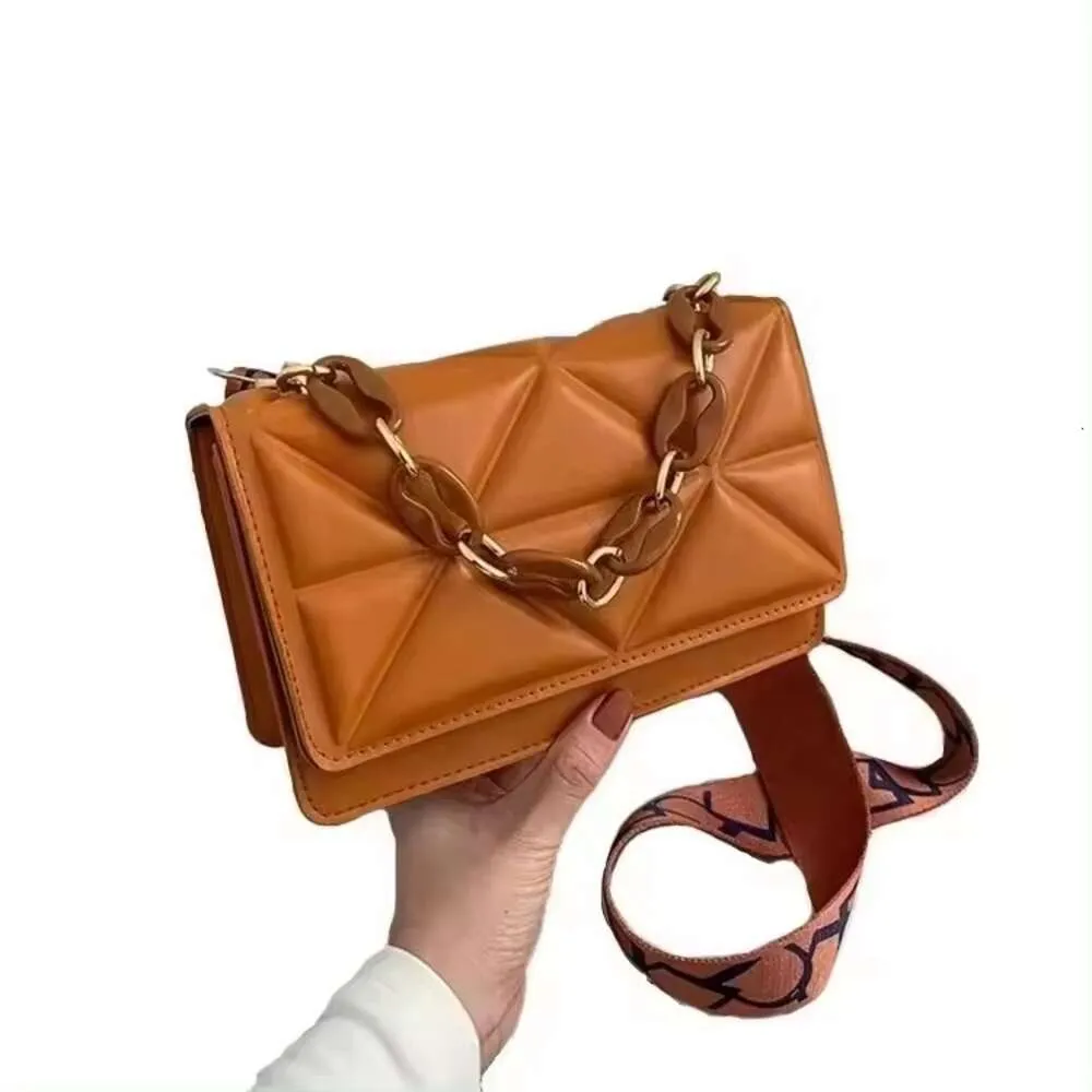 I-0022 Modedesigner Bolsos Schulter Mini kleine kleine Handtaschen Sac Sattel Handtaschen für Mädchen Damen Geldbörsen und Umhängetaschen