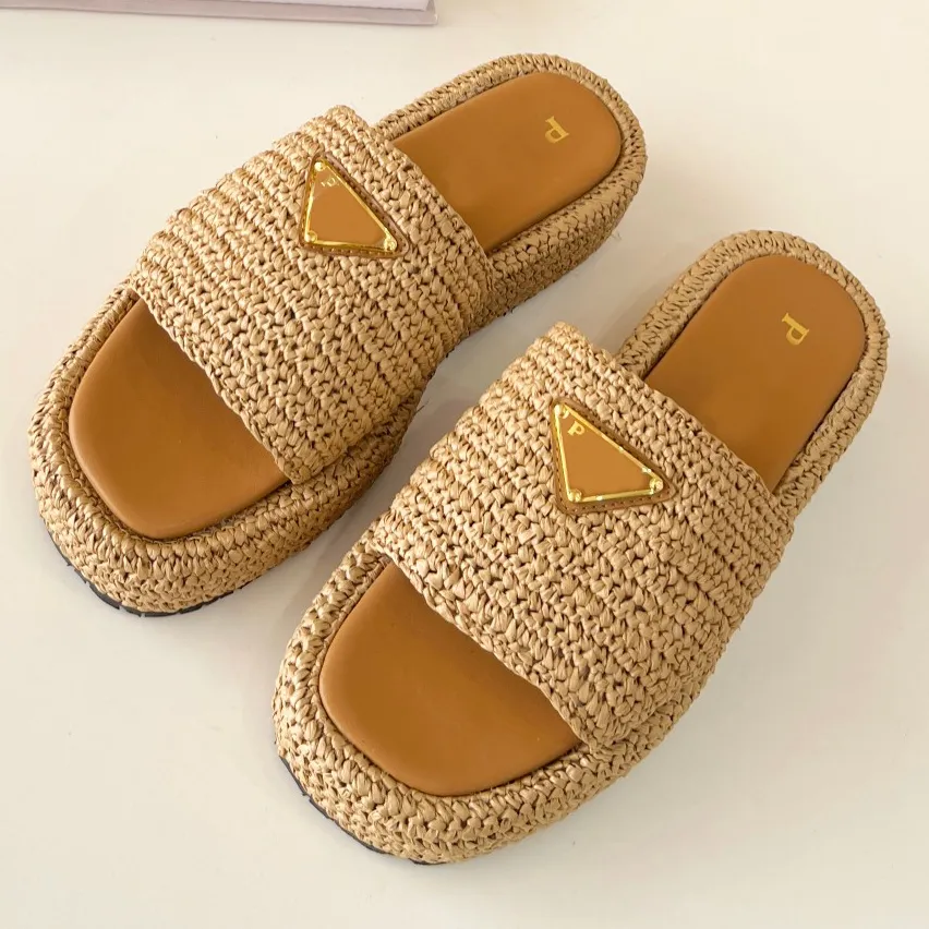 Designer Sandaler Guld Buckle Slip On Black Brown Pool Slippers virkning Slides Women's Casual Sandals Platform Wedges Straw Formform Slipper 77575