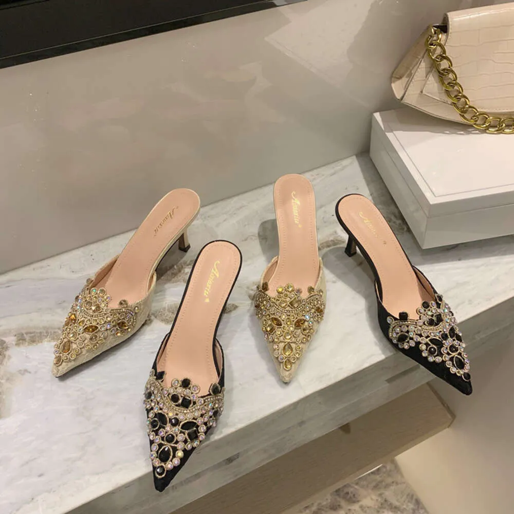 2023 Summer New Korean Fashion Pearl Water Diamond High Half Trailer Womens Shoes Pointed Thin Heel Sandals