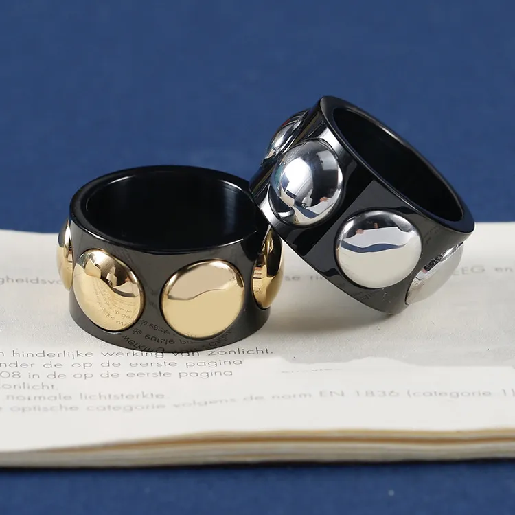 Lettera classica in acciaio al titanio Vite in oro da uomo Anello largo tre colori anelli da donna Designer di gioielli larghezza 1,1 cm R012