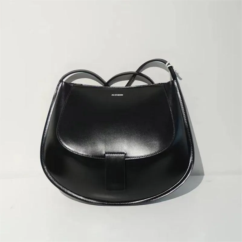 Half moon saddle flap shoulder bag hotsell