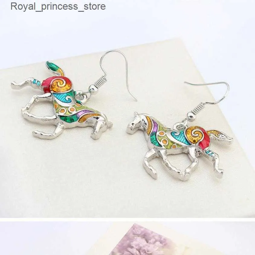 Conjuntos de joyas de boda Pendientes Collar Conjuntos de joyas de animales para mujeres Rainbow Horse Starfish Collares Party Charm S1 Q240316