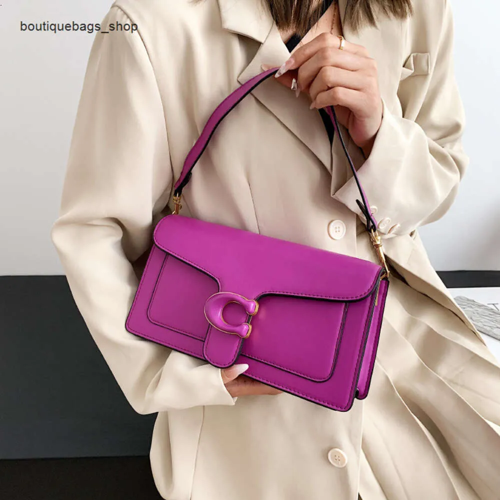 저렴한 도매 제한 허가 50% 할인 핸드백 여성 새로운 세련된 및 미니멀리스트 작은 정사각형 가방 핸드 헬드 Ladi 트렌디 가방