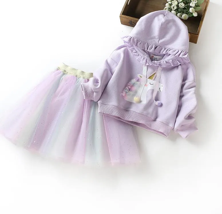 Retailwhole Baby-Trainingsanzug für Mädchen, Outfits für Kinder, 2-teiliges Set, Cartoon-Pferd, Pullover, Regenbogenrock, Designer-Kleidung für Kinder, boutiq4180436