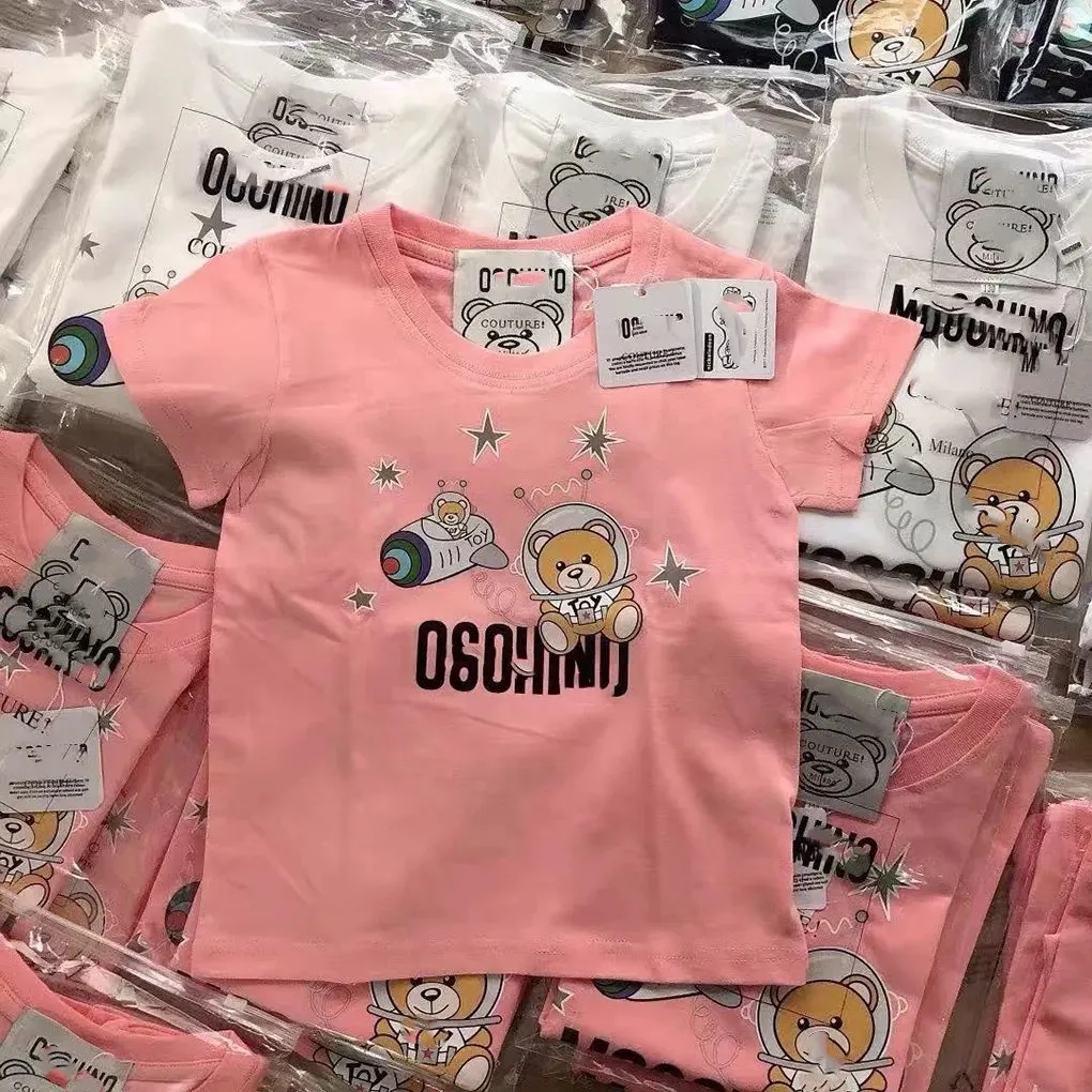 Çocuk Moda Tshirts Yeni Varış Tişörtleri Kısa Kollu Tees Üstler Kızlar Çocuklar Çocuk Günlük Mektup Ayı Desen Tişörtleri Altı Dhgate ile Yazdırılmış