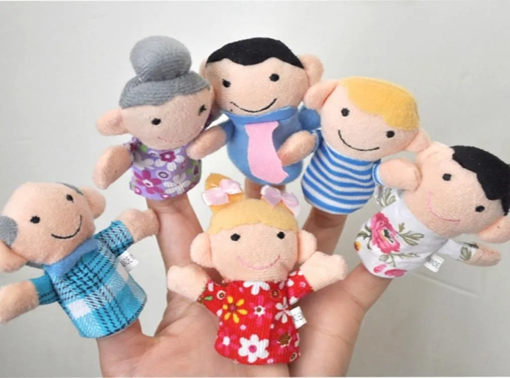 2015 family Finger Puppets plush toys Puppets six people family grandparents parents children toys with different chlothes5529937