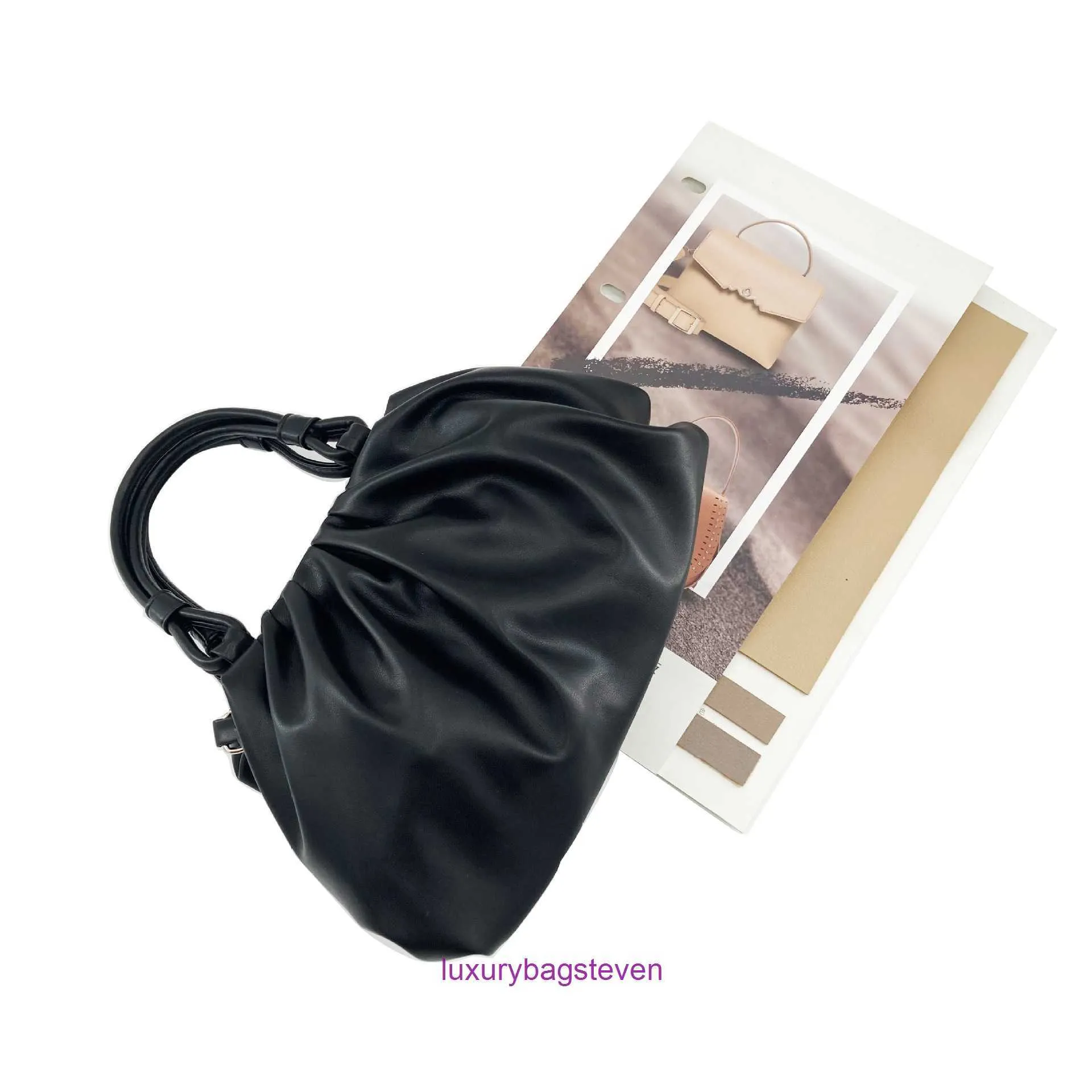 Projektant Bottgss Otwory torebki torby dla kobiet w sklepie internetowym Nowy modny i minimalistyczny torba chmurowa zachodnie wszechstronne złożone pierimek z prawdziwym logo