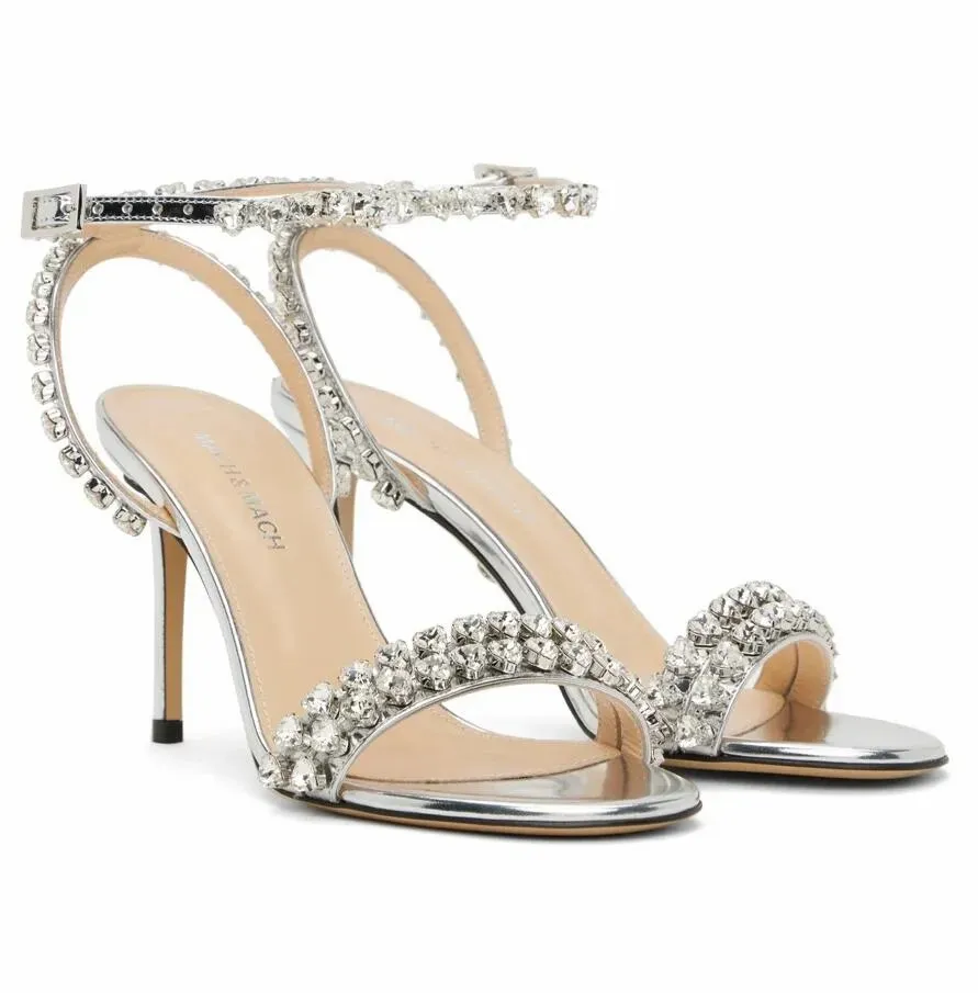 2024 Élégant Mach Mach Audrey Talons Femmes Sandales Chaussures Coeur Crytal Strappy Robe De Soirée De Mariage Dame Gladiateur Sandalias Chaussure À Talons Hauts EU35-43 Avec Boîte