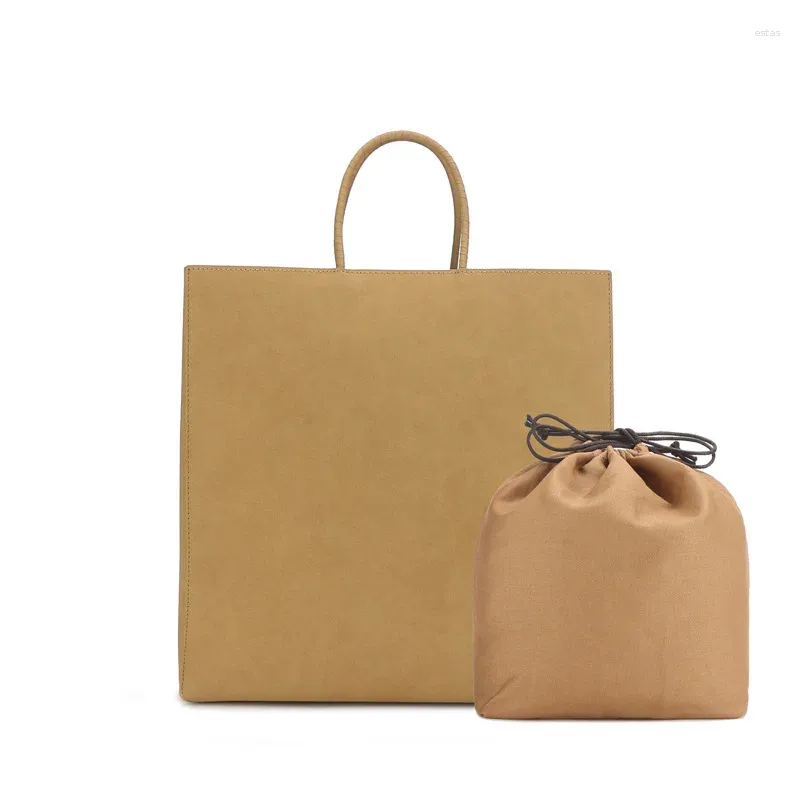 Sacos de noite Saco de papel Kraft Cor Bolsa de Couro 2024 Nicho Feminino Design Grande Capacidade Tote