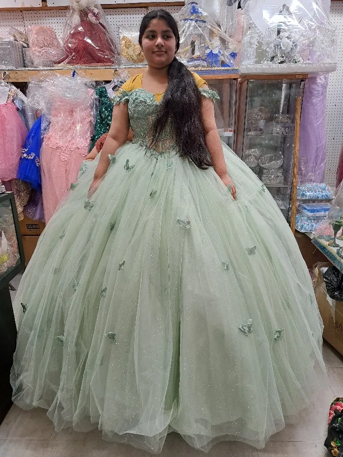 Diaz_oek Dresss Laura per Quinceanera 2024