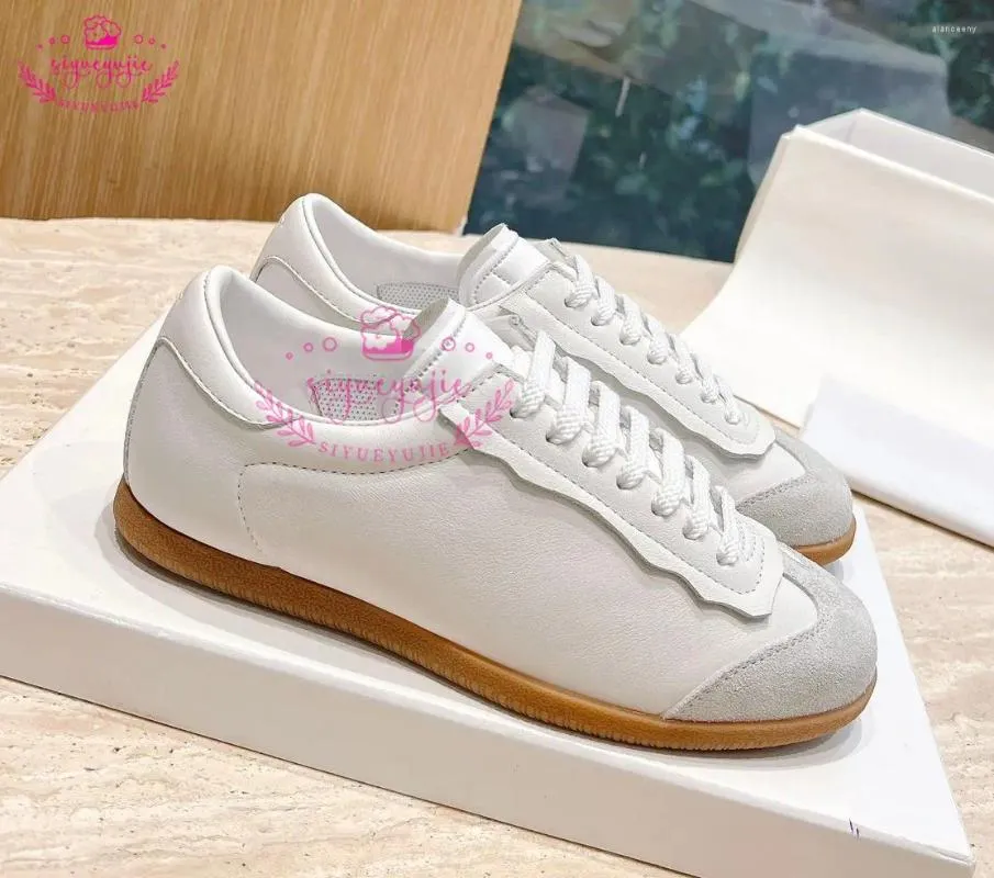 Casual Shoes 2024 Women's Sports Men Sneakers Solid Color Lace-up Mixed Patchwork Breathable Genuine Leather Luxury