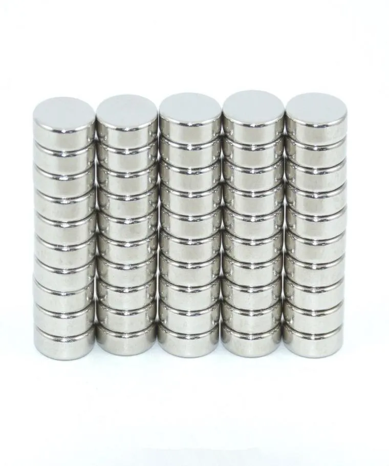Neodymium magnet skiva permanent n35 ndfeb liten rund super kraftfulla starka magnetiska magneter 8mm x2mm 200pcs8770911