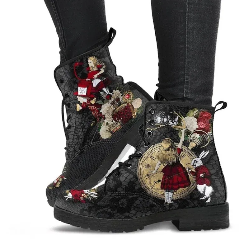 Сапоги весенняя осенняя мода женская рабочая одежда Martin Boots Microfiber кожа Alice in Wonderland Printed Women Women Blate Boots