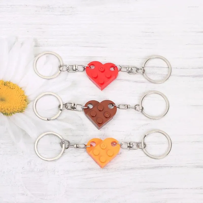 Keychains 2PCS Love Heart Couples Friendship Cute Key Buckle Ring Pendant Building Block