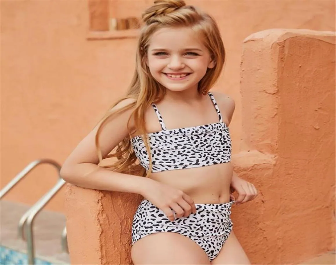 Filles maillot de bain mignon imprimé léopard deux pièces maillots de bain pour enfants été sans manches plage maillot de bain Onepieces4544297