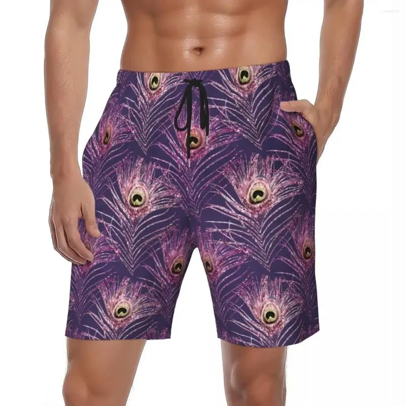Pantalones cortos para hombre, tablero de plumas de pavo real violeta, pantalones cortos hawaianos con estampado de animales de verano, ropa deportiva para hombre, bañadores de diseño de secado rápido