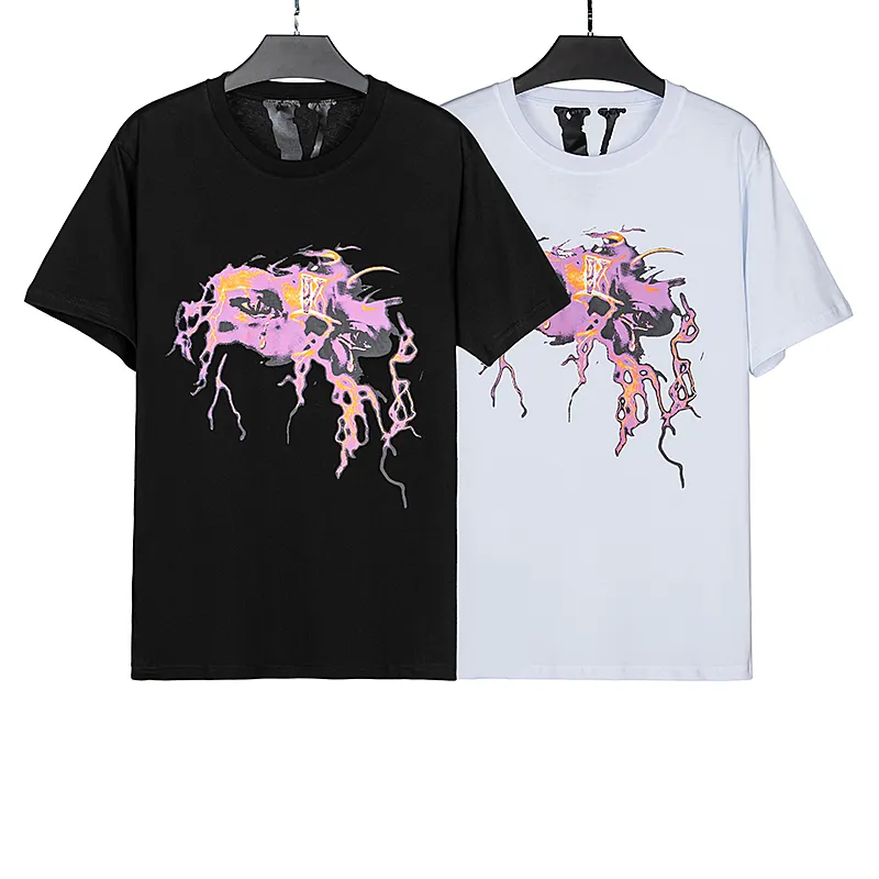 Vlone T-shirt Big "V" Tshirt Men's / Women's Couples Casual Fashion Trend High Street Loose Hip-Hop100% Cotton Printed Round Neck Shirt US Size S-XL 1713