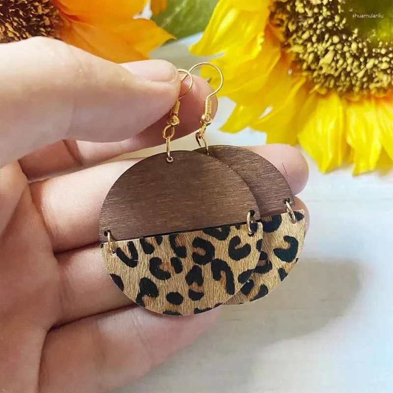 Pendientes colgantes diseño Original semicírculo de madera leopardo cuero de vaca círculo redondo gota para mujer joyería de moda