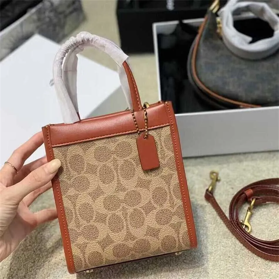 새로운 코팅 빈티지 미니어처 아코디언 스코어 팩 Cashin Mini Crossbody Tote 60% 할인 매장 온라인