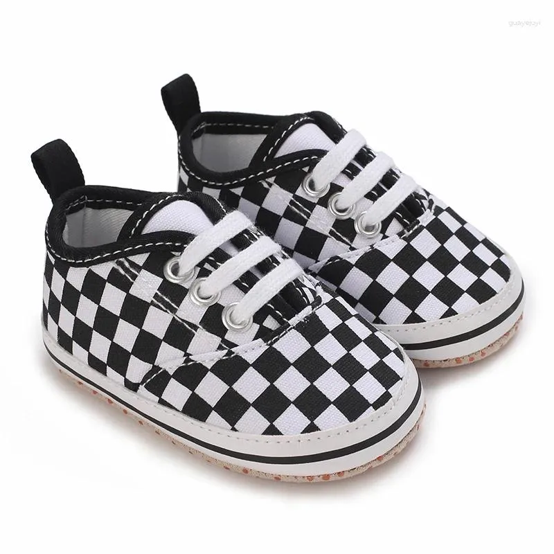 Primi camminatori Scarpe da bambino scozzesi alla moda classiche Ragazzi e ragazze Stampa Sneakers casual Suola morbida Camminatore per bambini nati 0 18 mesi