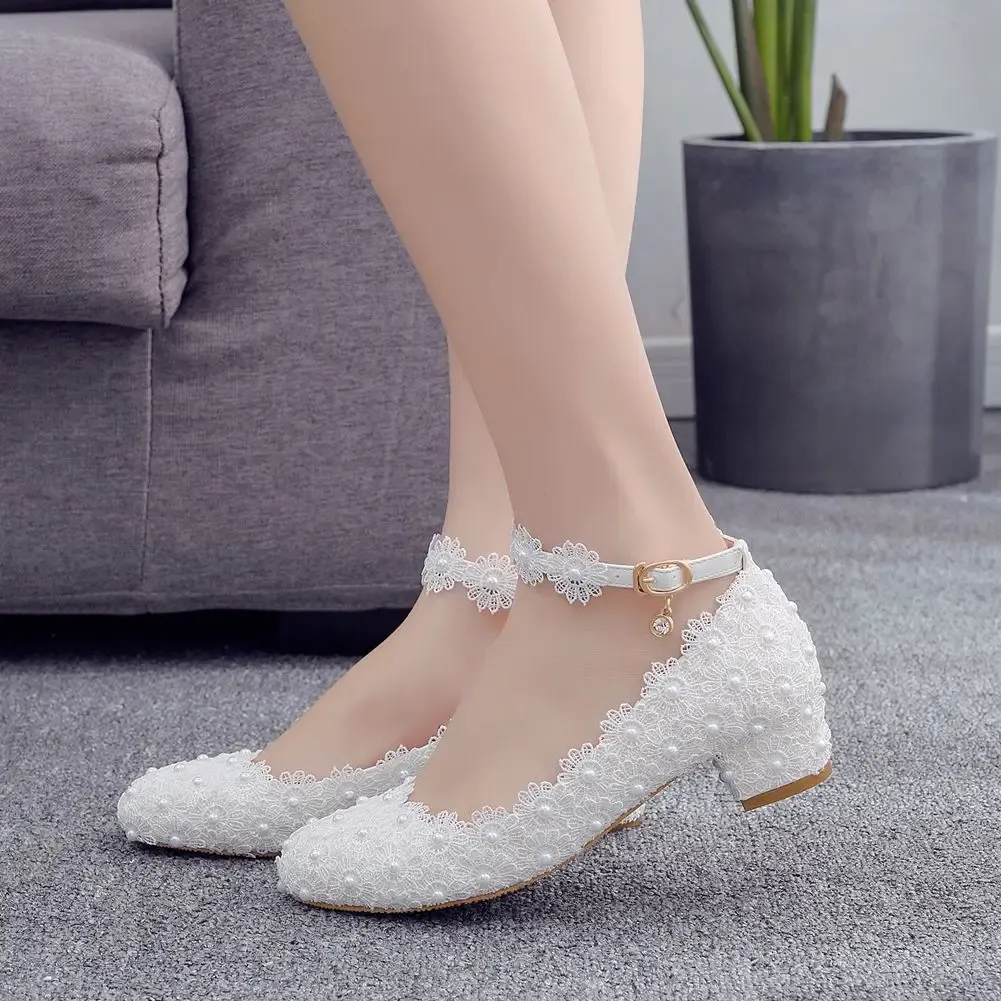 Boots Female Fashion Wedding Shoes Bridesmaid Banquet White Lace Flower Pearl Round Toe Square High Heels Women's Bridal Pumps H0083