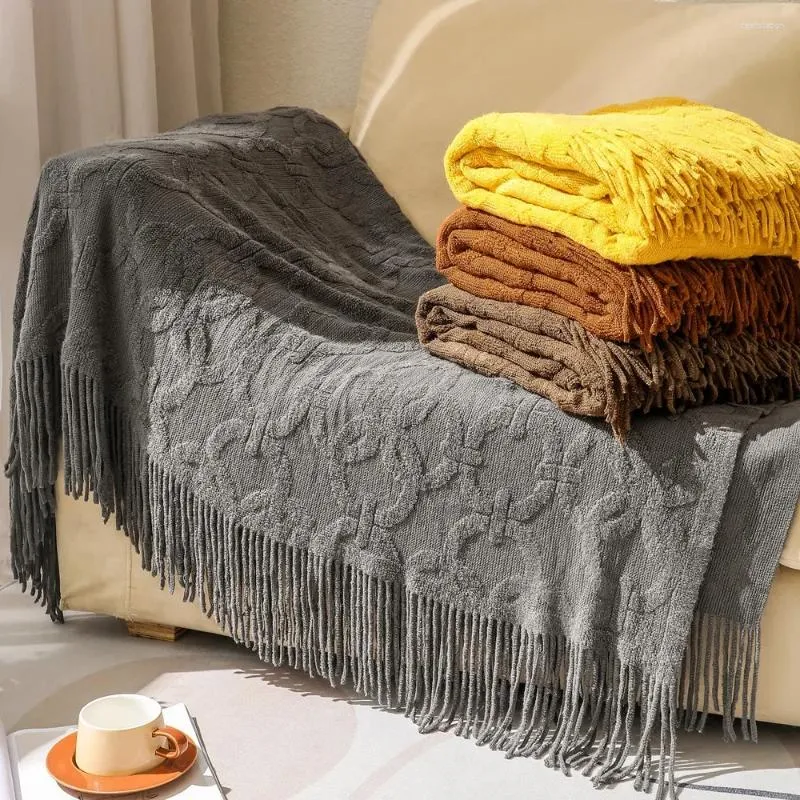 Filtar Nordisk stil Tassel stickad ullfilt soffa super varm mysig med tofsar enkla sängkläder