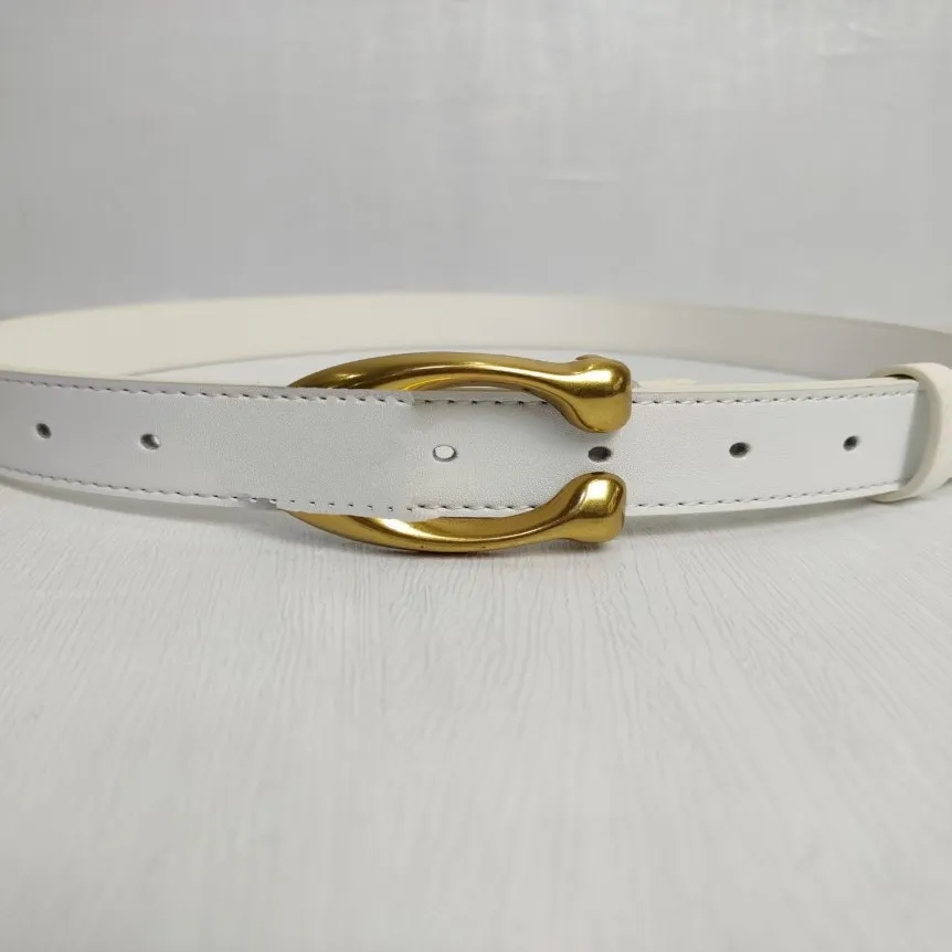 Designer Women Belt Leathers 3 0cm bred C Buckle äkta läderkvinnor som födelsedagspresent299f