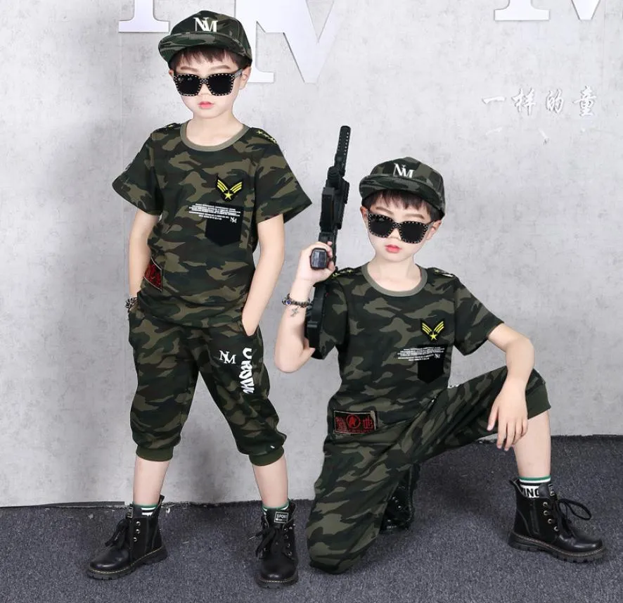 Costumes de sport pour enfants 039s T-shirts de camouflage et pantalons courts Vêtements d'entraînement militaire Ensembles de 2 pièces pour étudiants adolescents Clothe7412115